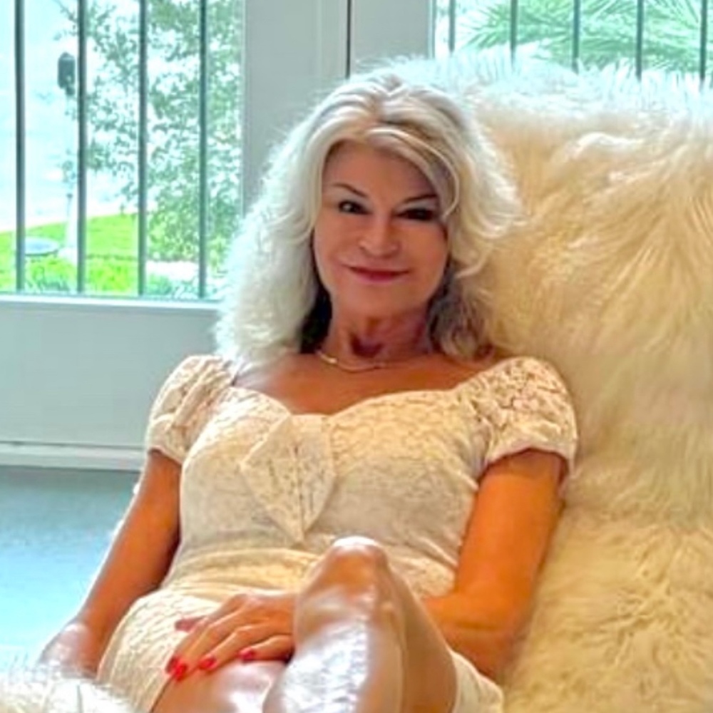 Meet your Posher, Traci